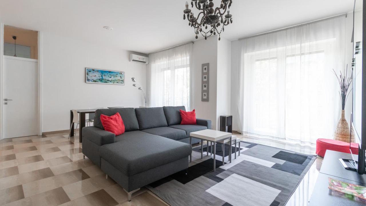 Italianway - Amedeo D'Aosta 9 Apartment Милано Екстериор снимка